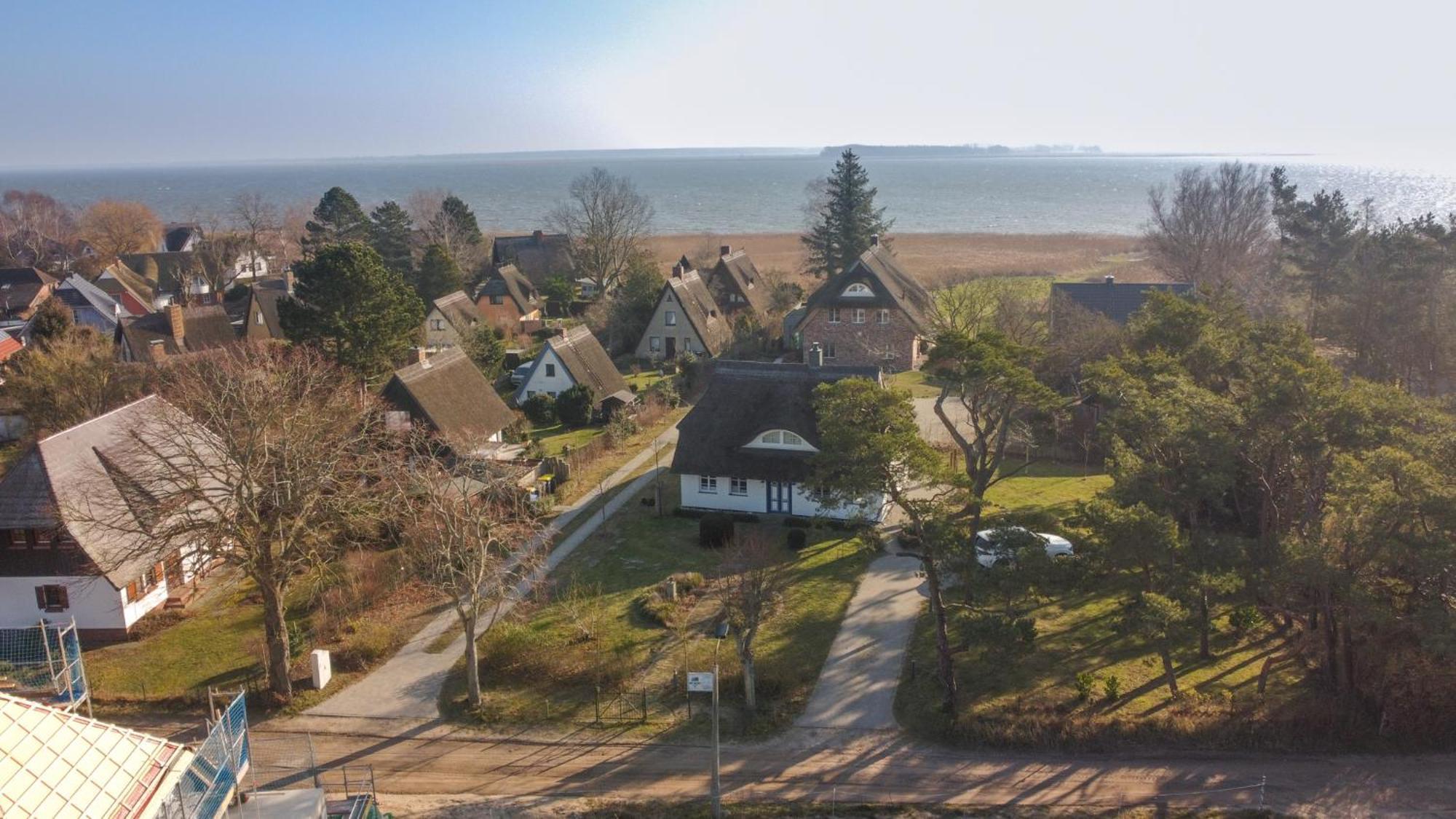 Haus Tadder Villa Born Eksteriør bilde